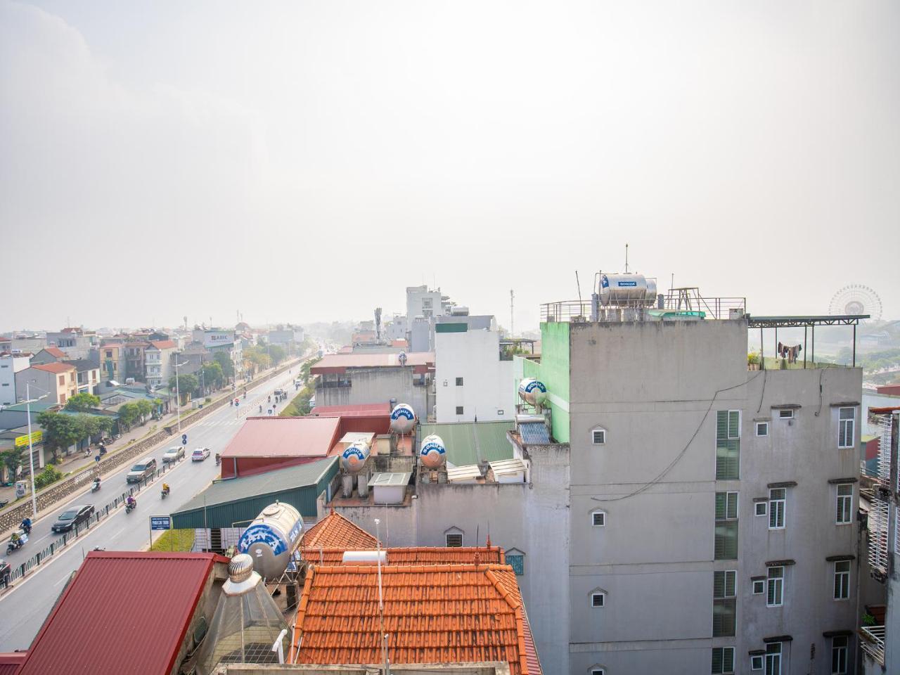 Ho Sen Xanh Hotel Ханой Екстериор снимка
