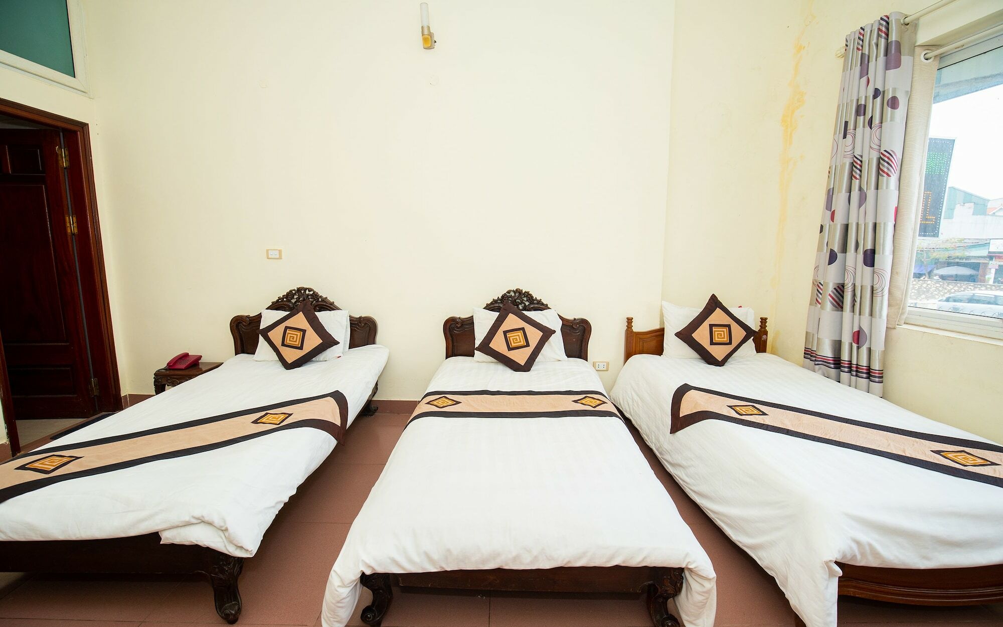Ho Sen Xanh Hotel Ханой Екстериор снимка